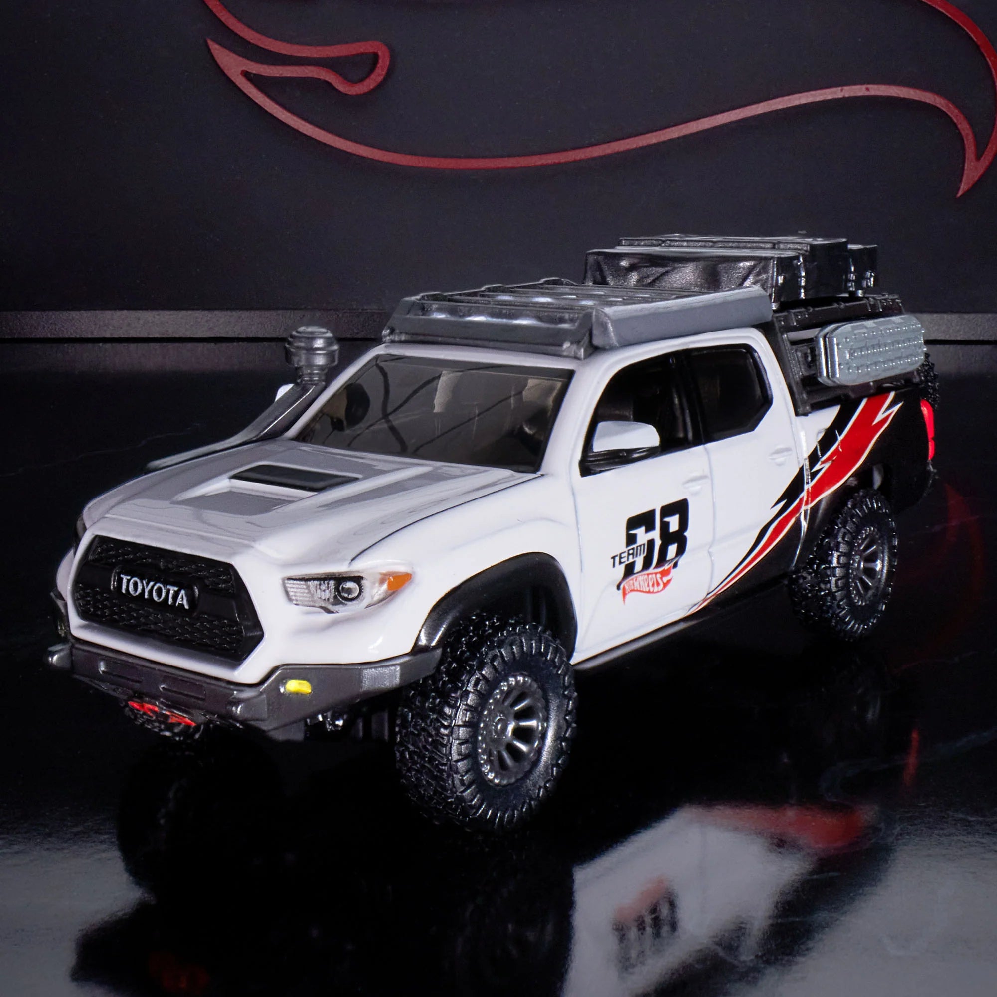 HOT WHEELS - ELITE 64 MOD SHOP - '17 TOYOTA TACOMA